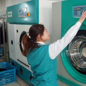 佐恩干洗加盟 打造专业、高效的干洗事业新起点